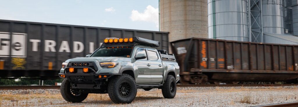 Toyota Tacoma w 8815SB