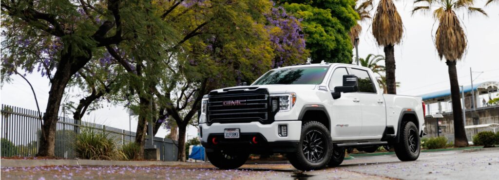 GMC Sierra 2500 HD AT4 w 819 GB